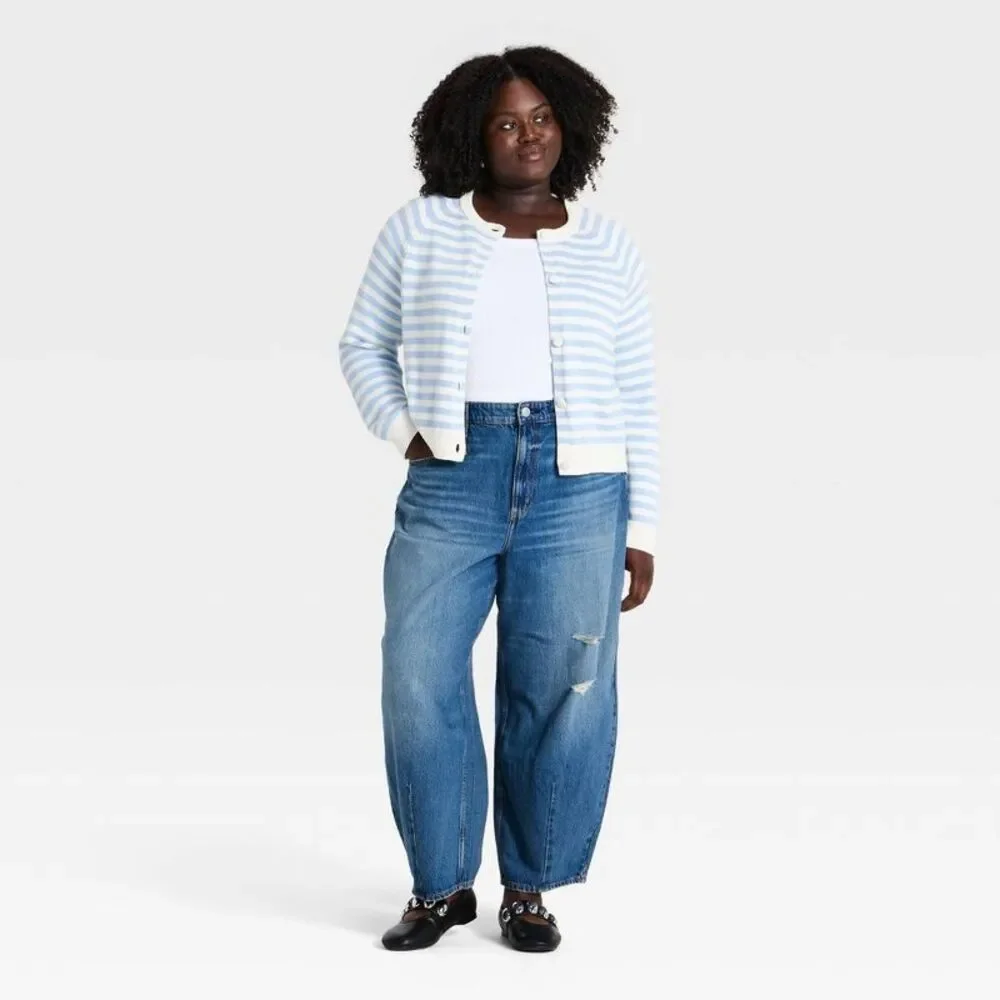 Women's High-Rise Easy Barrel Jeans - Universal Thread Medium Wash 20